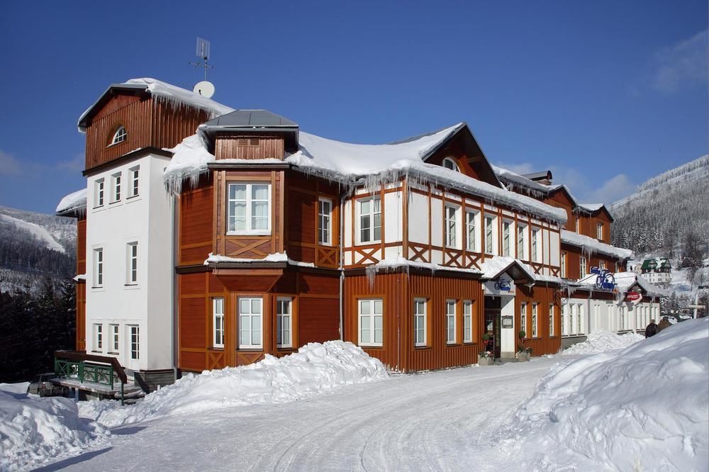 Hotel Snezka Špindlerŭv Mlýn Extérieur photo